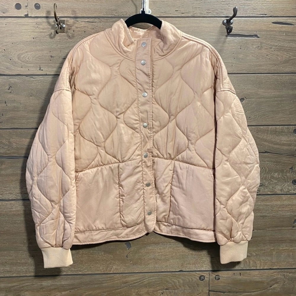NWT Quilted Pink Bomber Jacket